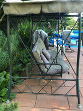 RUS472F Patio Swing Products